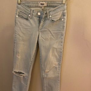 Page light denim jeans with knee rip